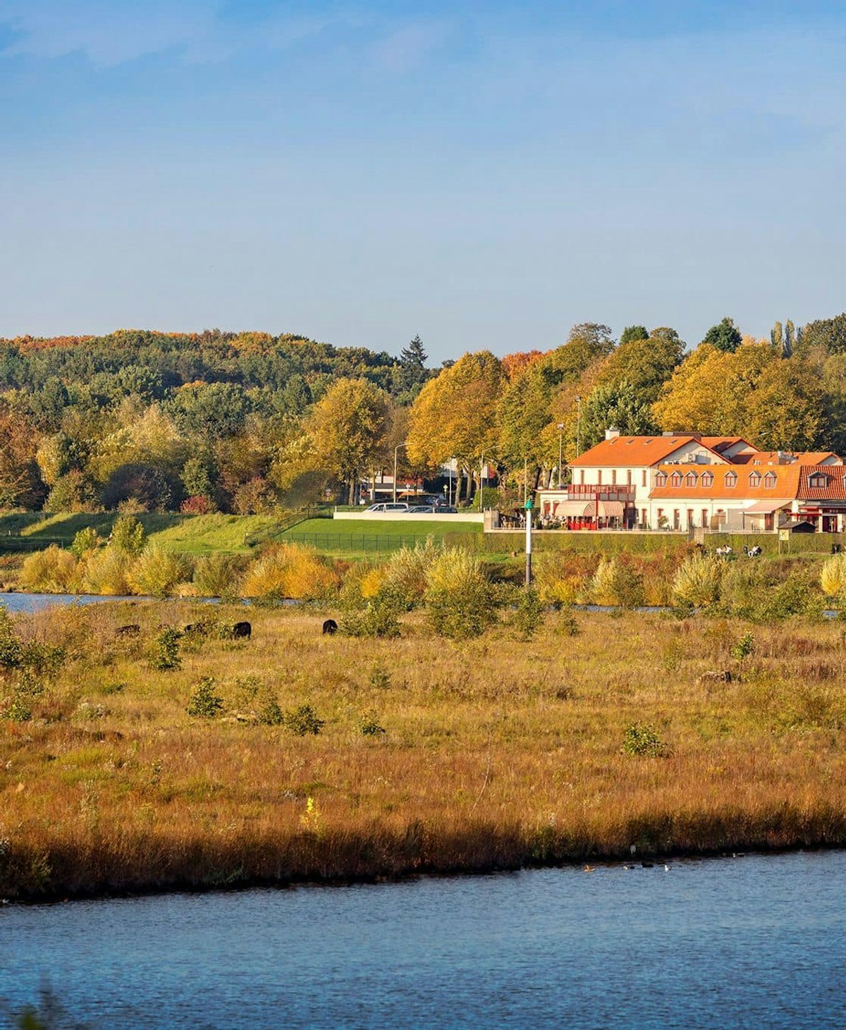 LOCATIE Hotel Restaurant Valuas WEB