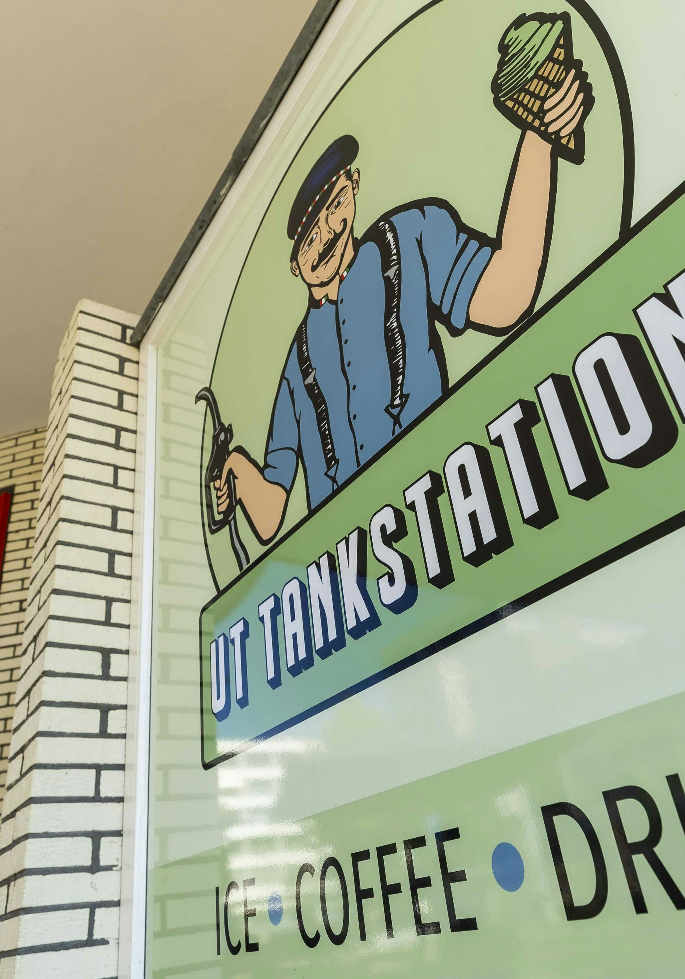 Ut Tankstation 05 min