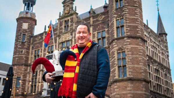 Placeholder for PORTRET Dennis Detillon De 3-kes WEB Minted Media