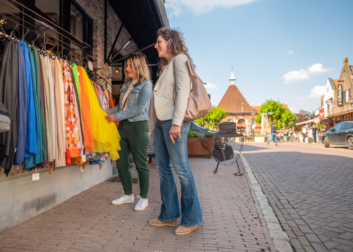 2023 SHOOT Zomer Arcen Winkelen WEB Niels Winter