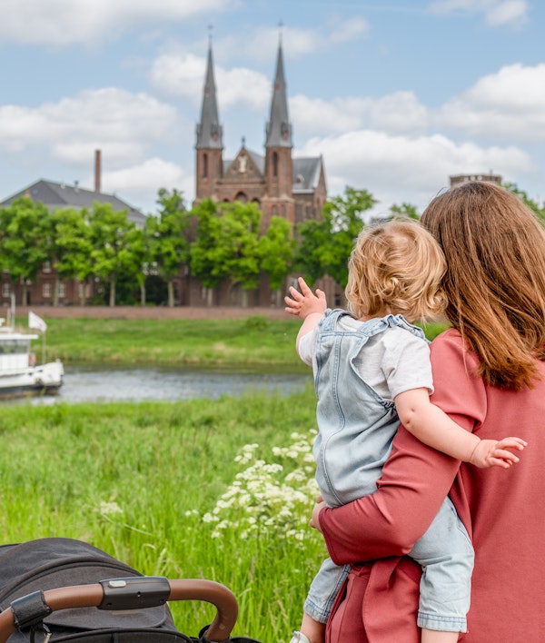 Placeholder for 2023 SHOOT Moeder Kind Maas Veer Klooster Steyl Niels Winter