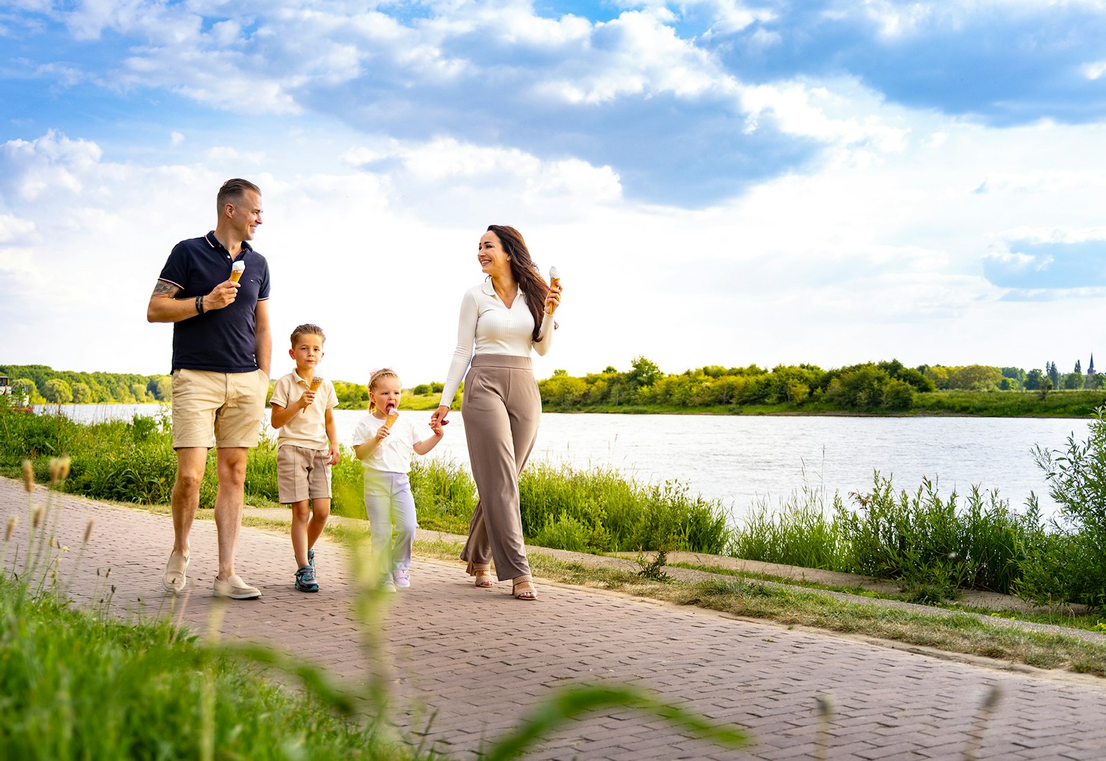 CAMPAGNE Maas Zomer 2025 WEB Zebra Fotostudio 152