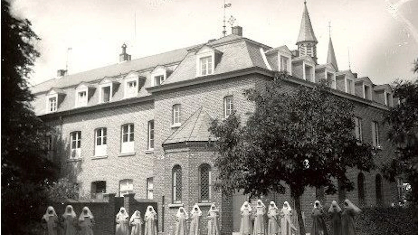 1914 20 roze zusters