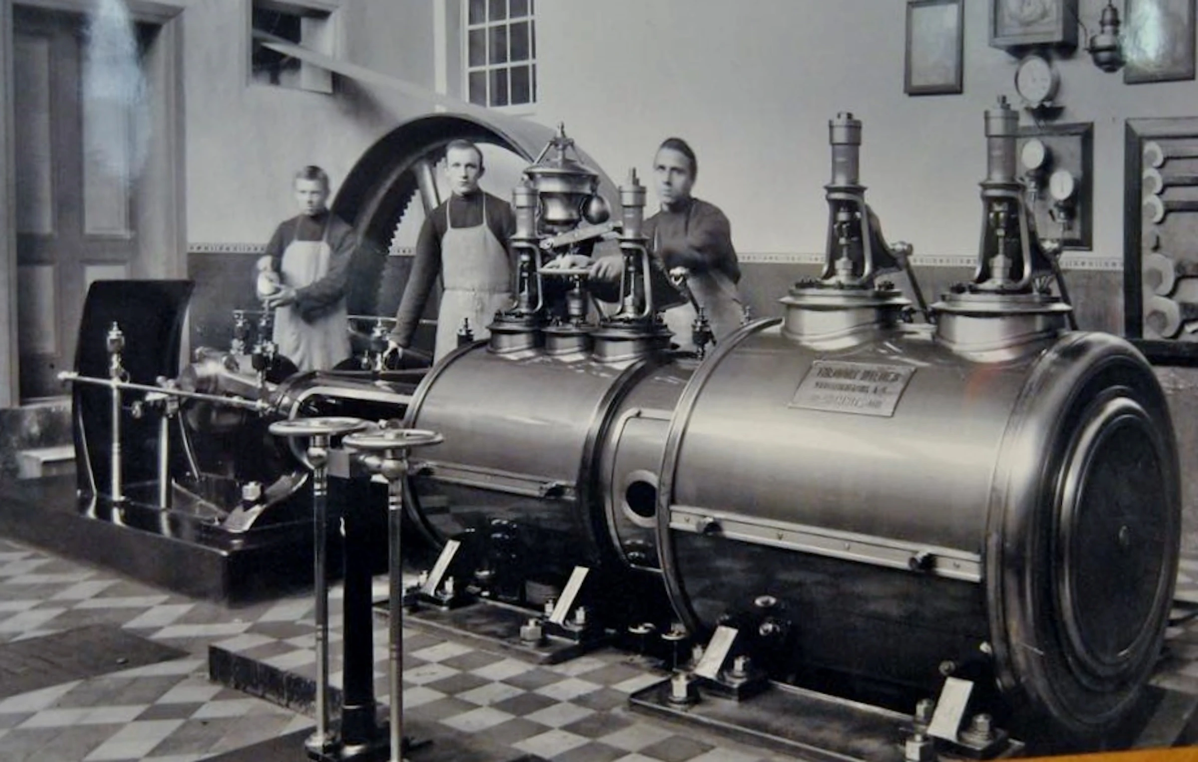 1935 40 stoommachine ter aandrijving van de drukpersen