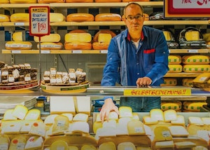 Placeholder for 2 Bruder Thumbnail