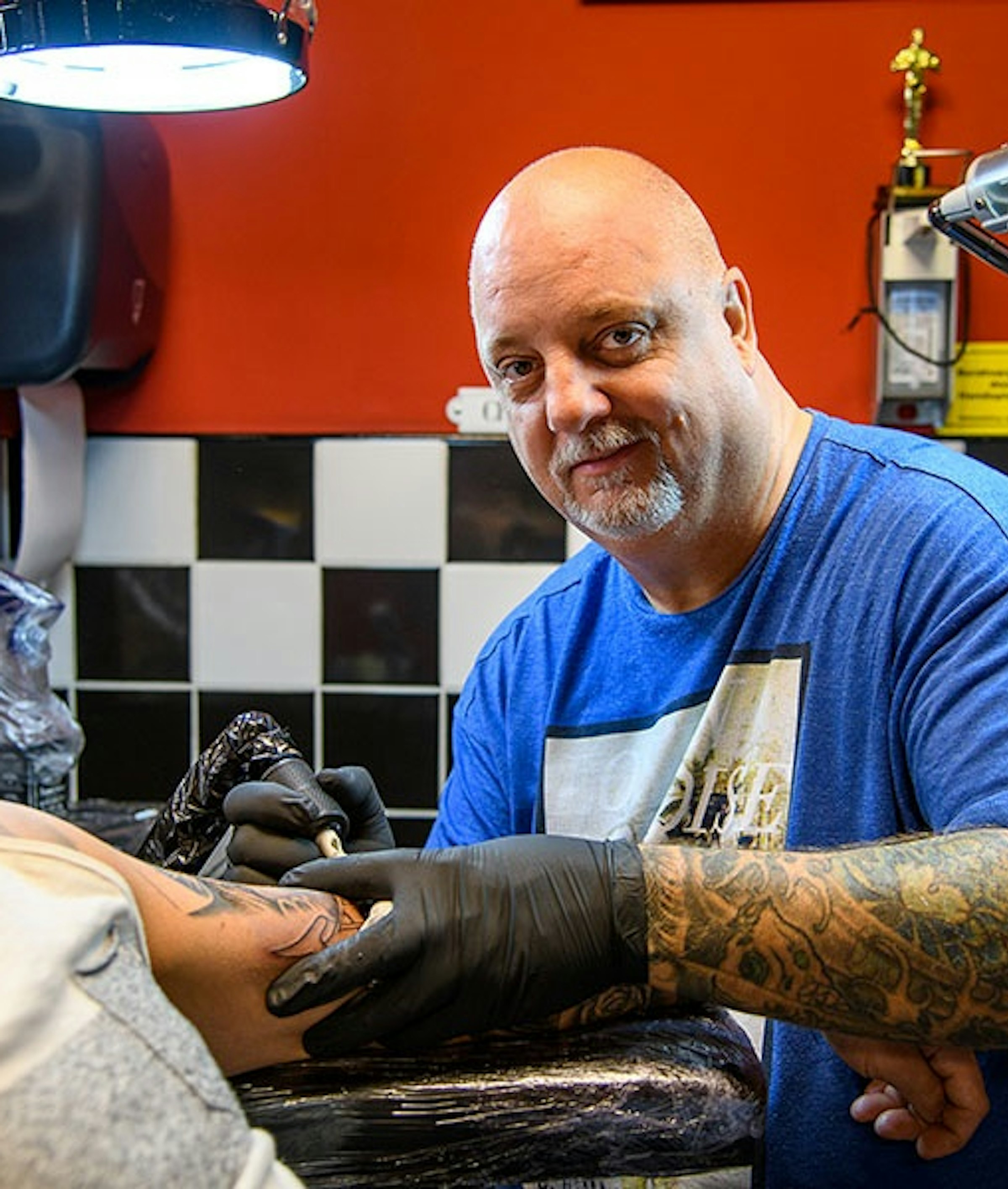 2018 09 VP Tattoo Ron 6 A4