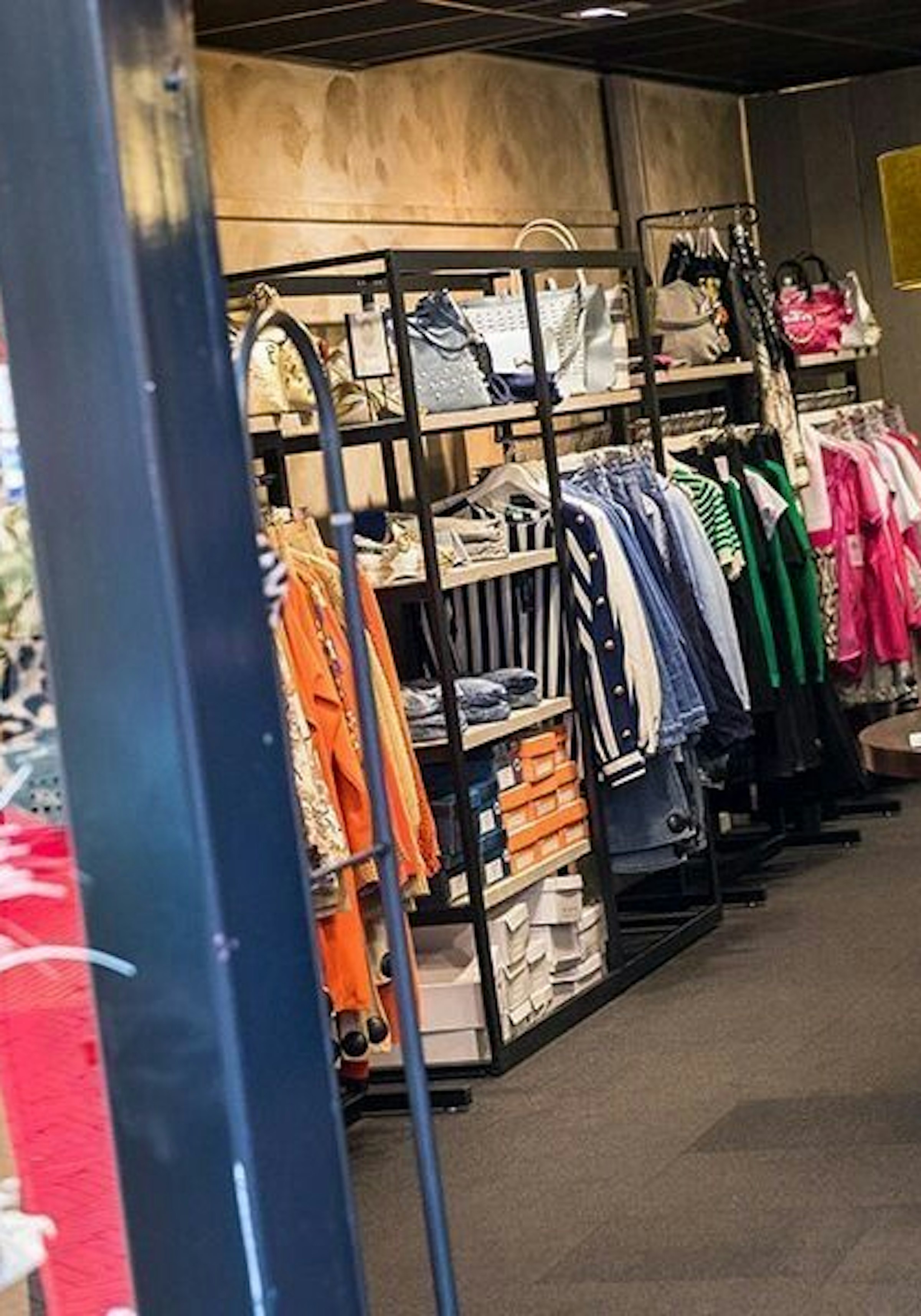 2019 03 VP Botique 02