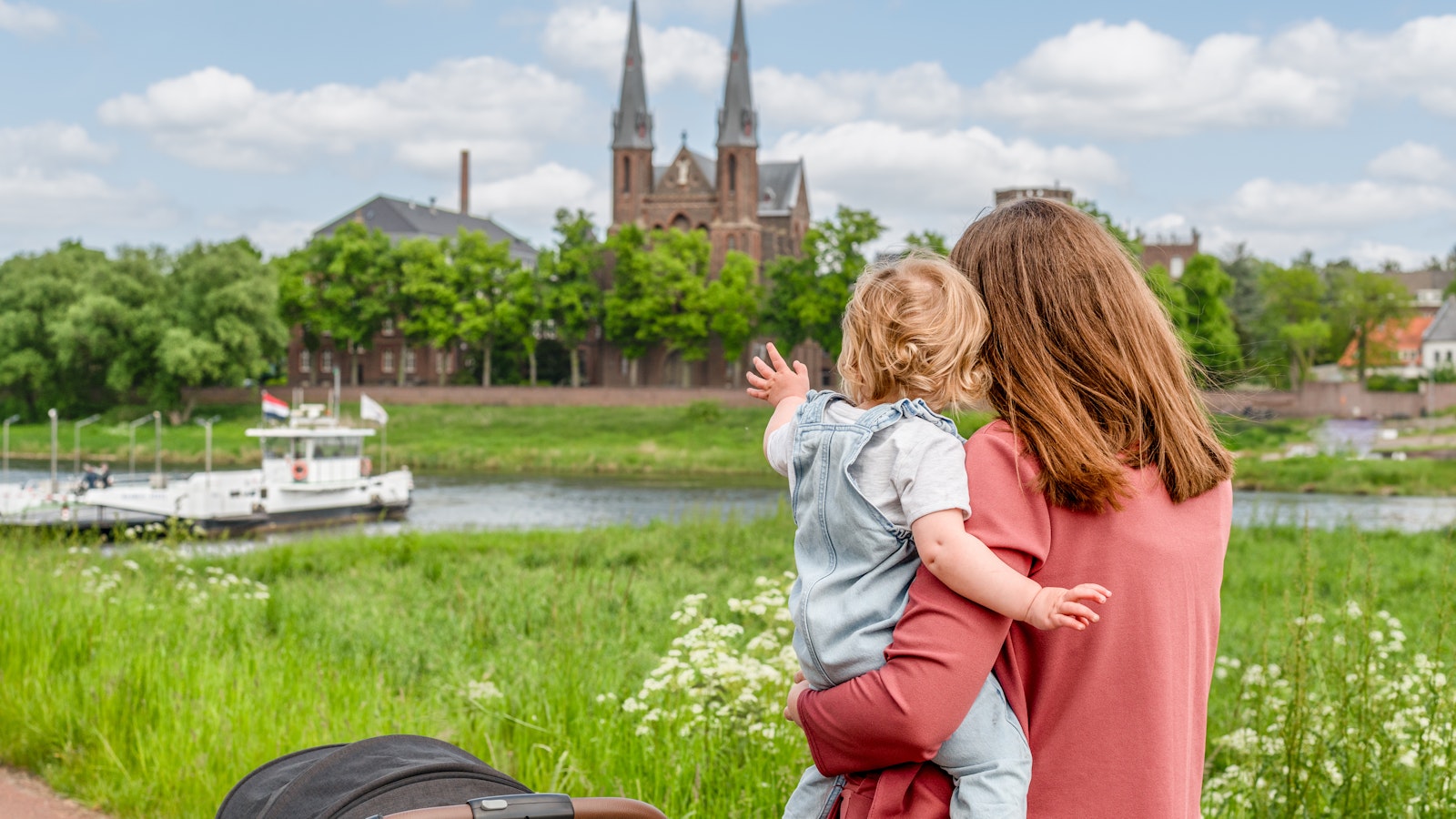 2023 SHOOT Moeder Kind Maas Veer Klooster Steyl Niels Winter