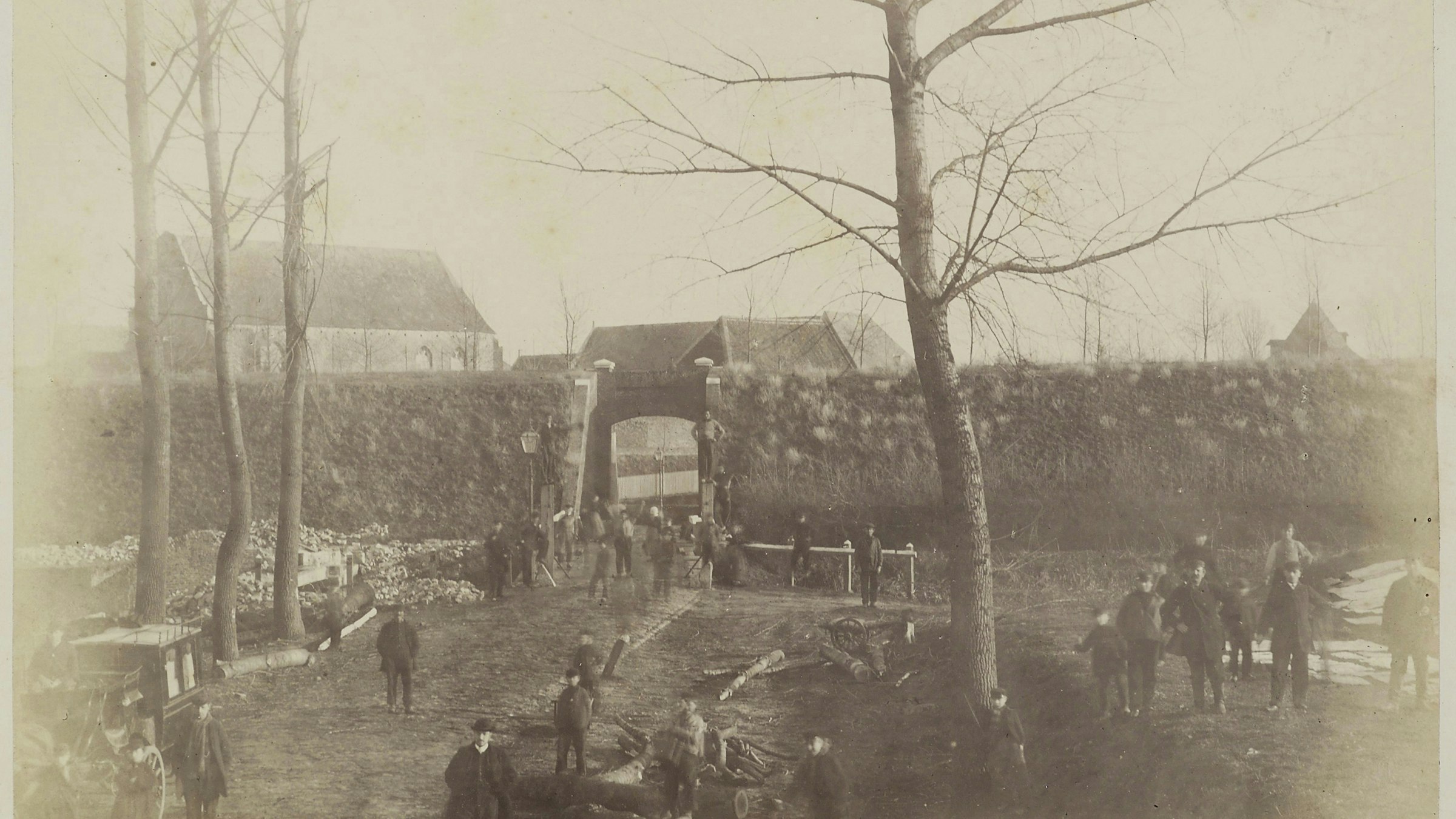 ERFGOUD Verdedigingswerk hoofdfoto roermondsepoort ingang