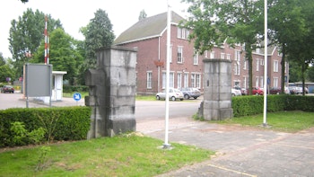Placeholder for ERFGOUD Verdedigingswerken Hekpijlers Fort Sint Michiel