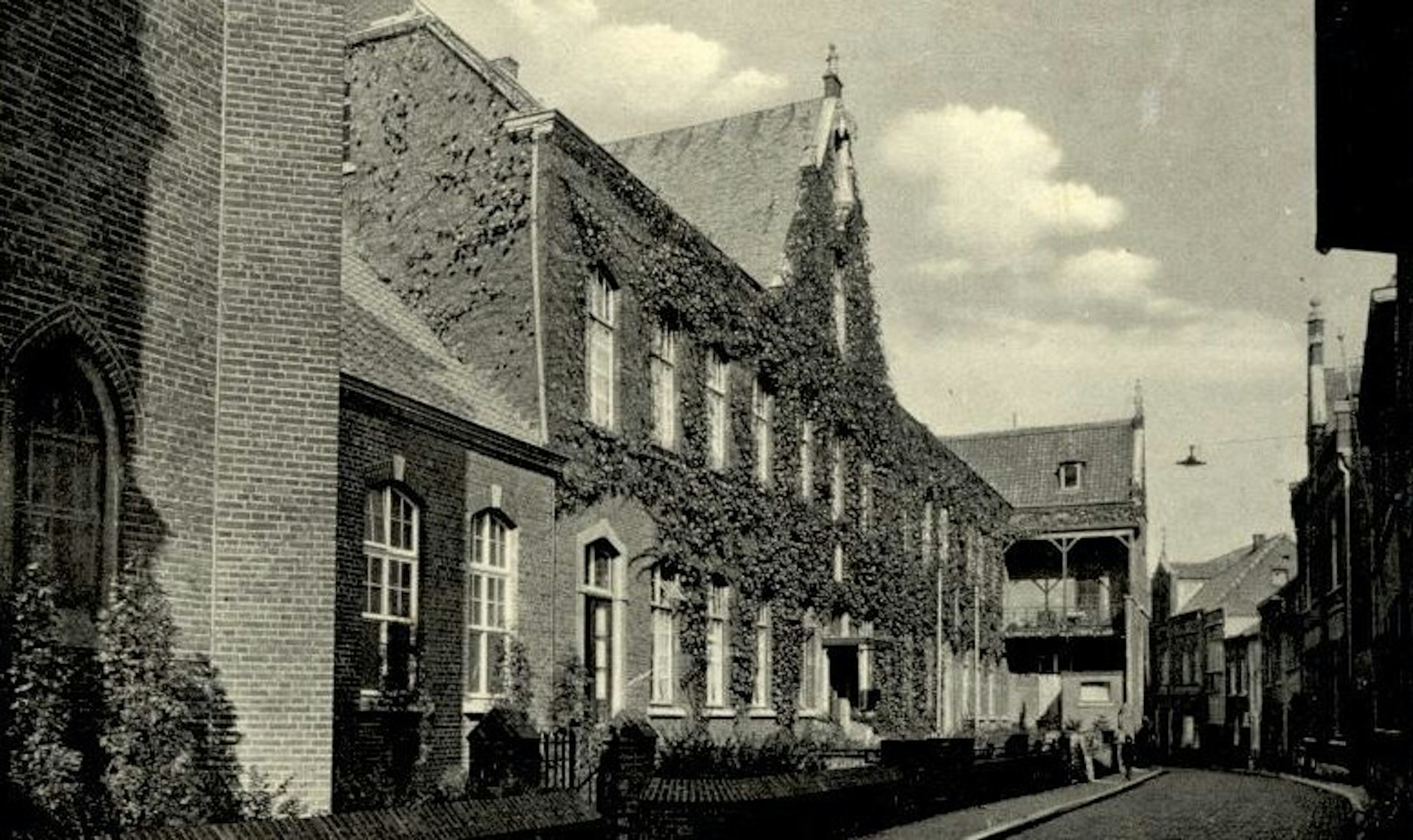 Begijnengang voor de oorlog Henk 1