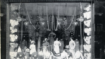 Placeholder for Etalage1912 041