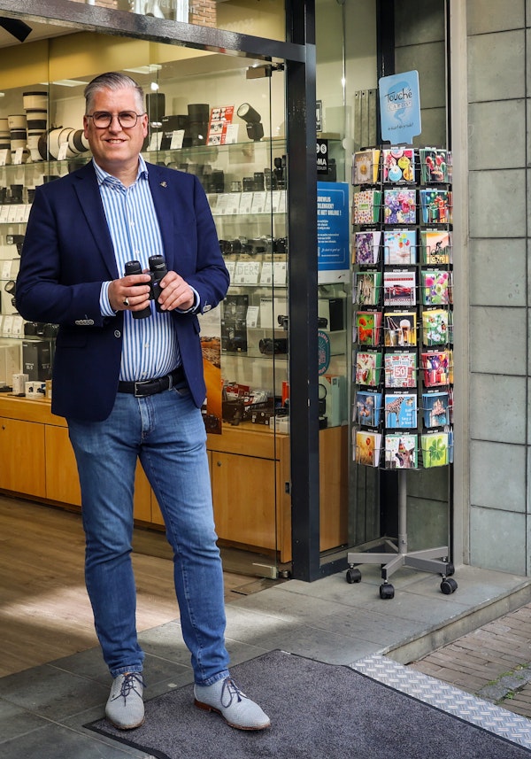 Placeholder for Mark Lommen 02