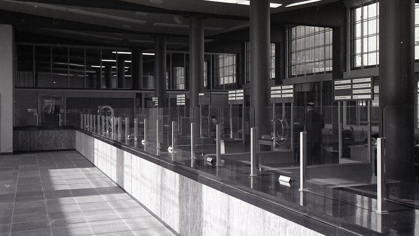 Postkantoor loketten 1967 vanbommelvandam