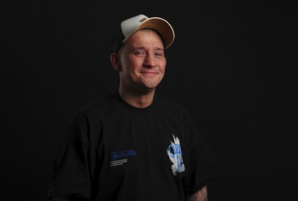 Placeholder for 1 768x512