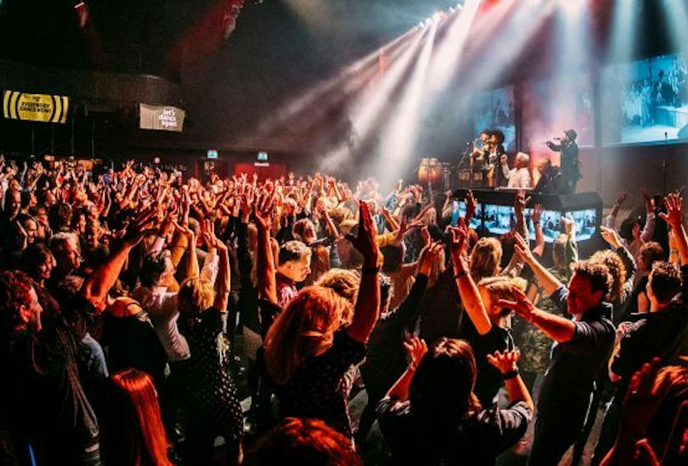 40 UP 27 e1727805803326 768x375