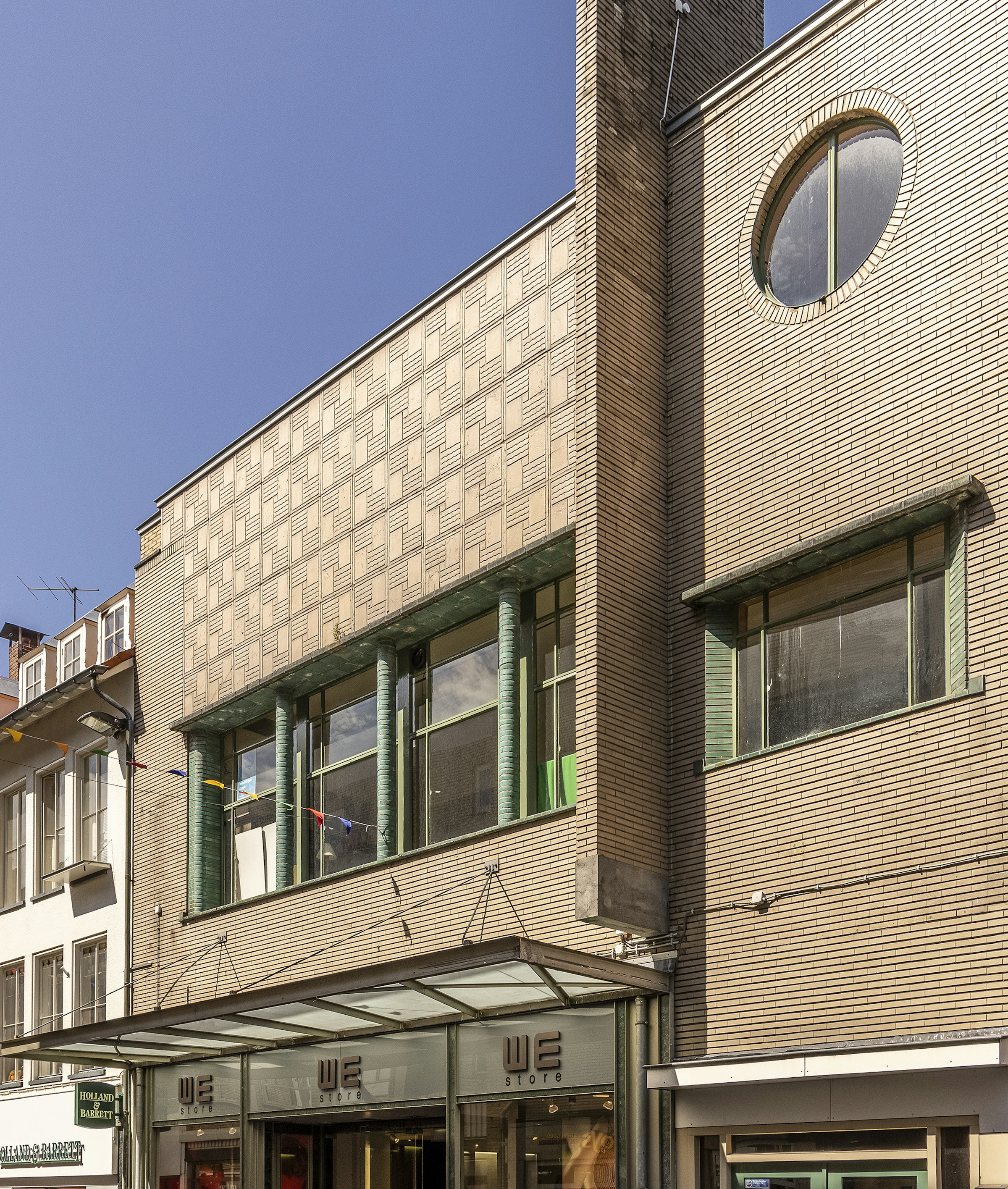 City theater 150821 03 1