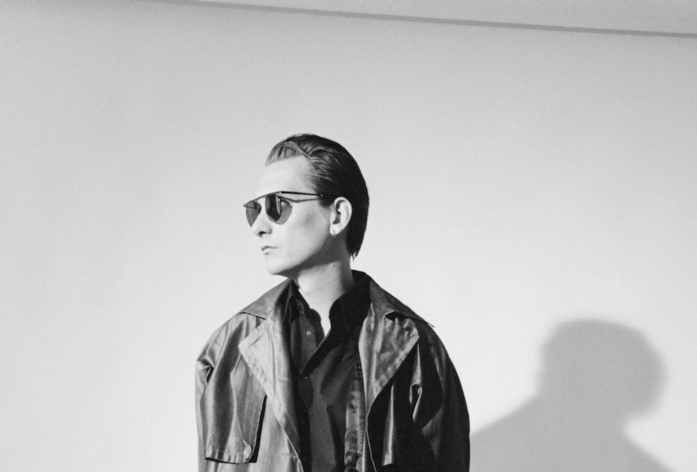 LR Thomas Azier EP Press Horizontal Black Photo by Camille Vivier