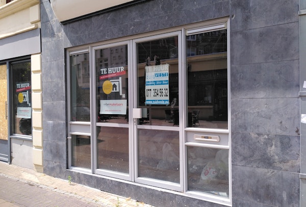 Placeholder for Parade 76