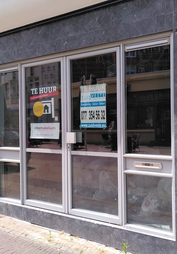 Placeholder for Parade 76